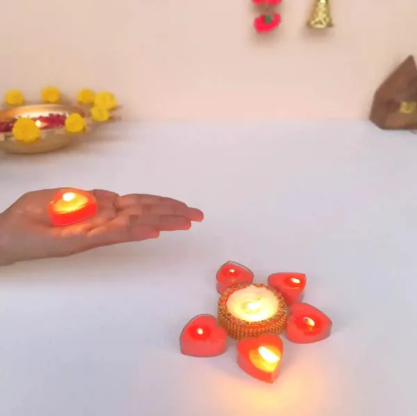 Set_Of_6_Red_Wax_Heart_Candles_With_Decorative_Holder_Ideal_For_Home_Decoration_&_Gifting
