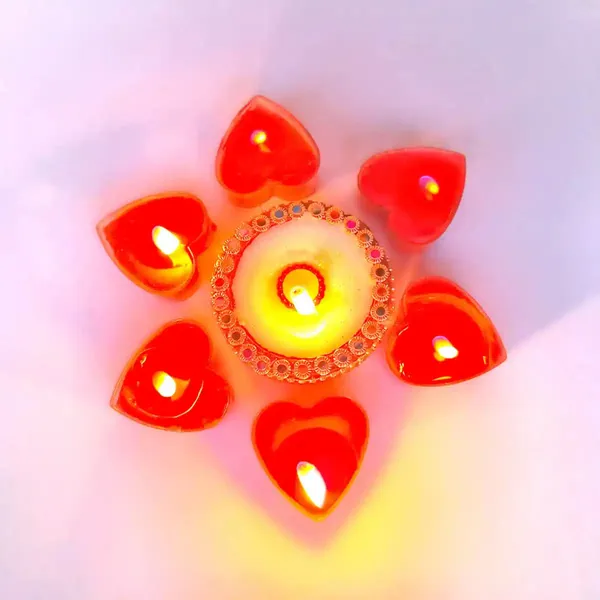 Set_Of_6_Red_Wax_Heart_Candles_With_Decorative_Holder_Ideal_For_Home_Decoration_&_Gifting