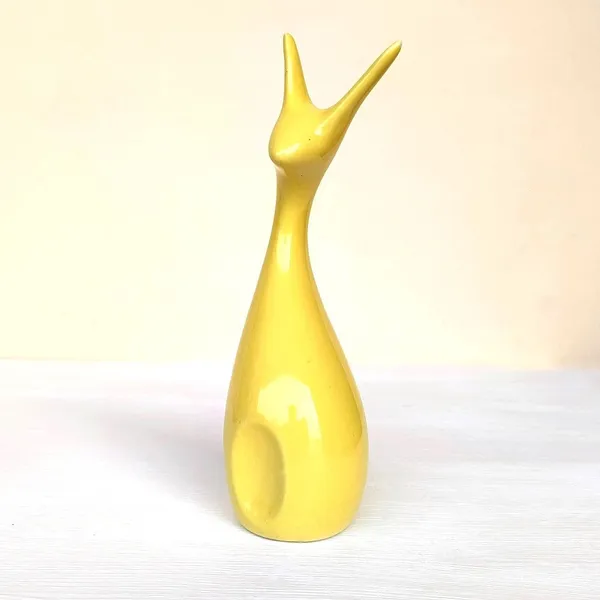 Set_Of_3_Deer_Showpiece_Made_Of_Ceramic_Figurine_And_Statues_Green_Pink_&_Yellow