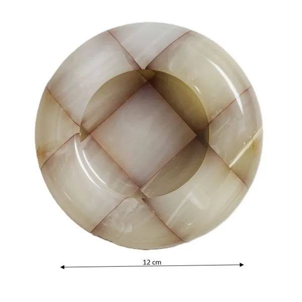 Elegant_Marble_Ashtray_for_a_Sophisticated_Ambiance