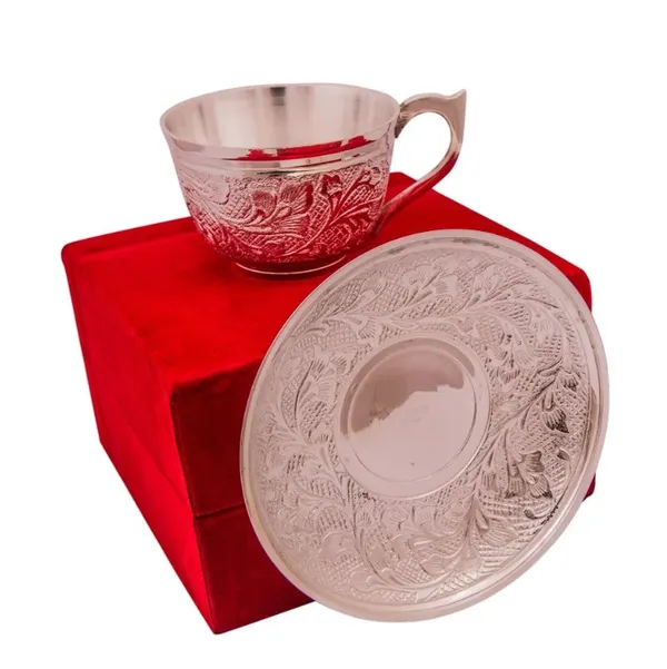 Elegant_Silver-Plated_Tea_Cup_&_Saucer_Set_(150_ml)_–_With_Velvet_Gift_Box