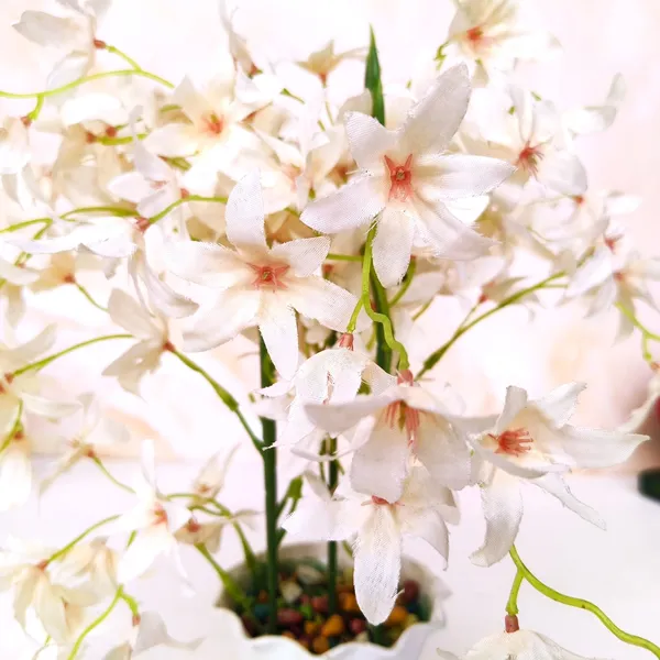 Elegant_White_Artificial_Flower_Arrangement_â€“_Tabletop_Floral_Decor