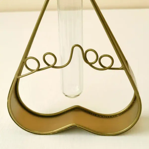 Heartshaped_Golden_Metal_Flower_Vase_With_Transparent_Glass_Tube_For_Home_Decor_Ideal_For_Living_Room_Bedroom_And_Office