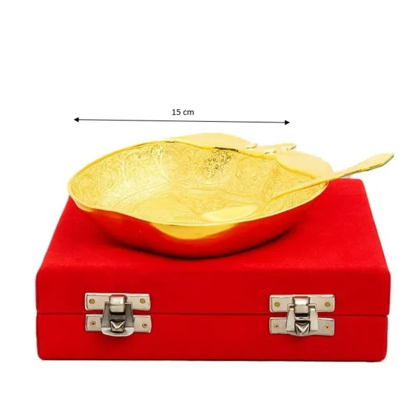 Golden_Apple-Shaped_Serving_Dish_with_Matching_Spoon