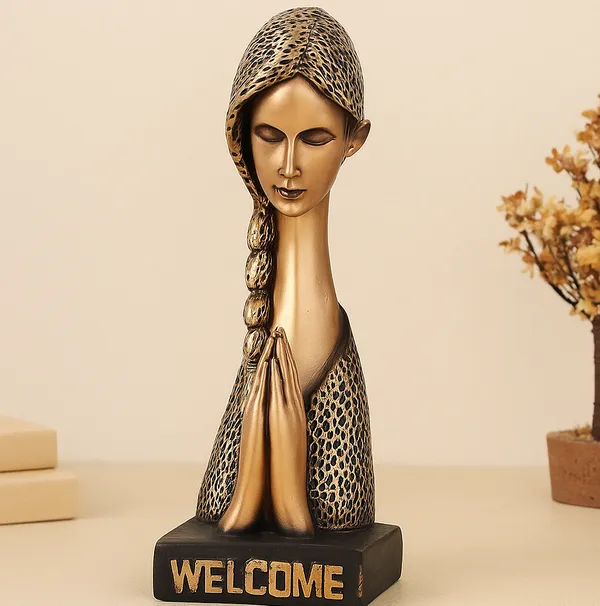 Golden_Serenity:_Leopard-Printed_Praying_Woman_Statue_with_'WELCOME'_Base