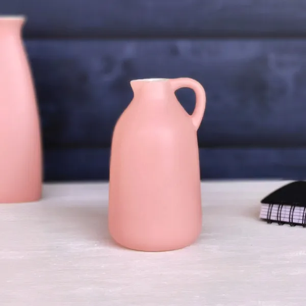 Minimalist_Pink_Ceramic_Jug_â€“_Handcrafted_Elegance