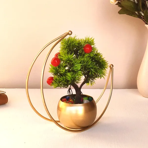 Golden_Moon_Shaped_Planter_For_Home_And_Office_Decor_Flower_Pot