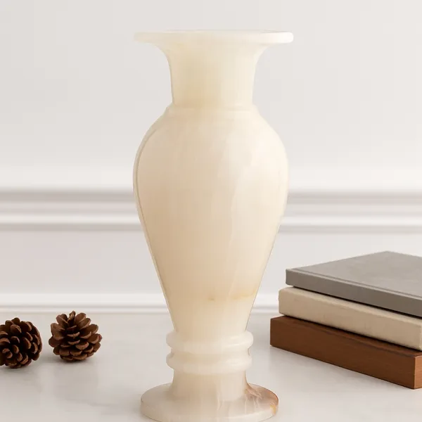 Luxurious_White_Marble_Vase