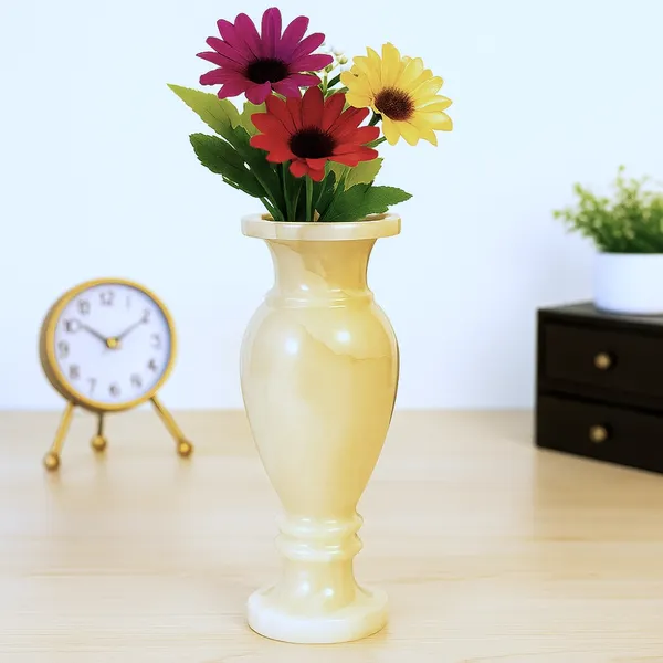 Luxurious_White_Marble_Vase