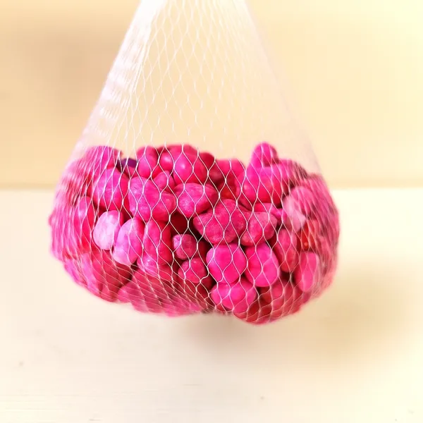 Vibrant_Decorative_Pebbles_-_Pink