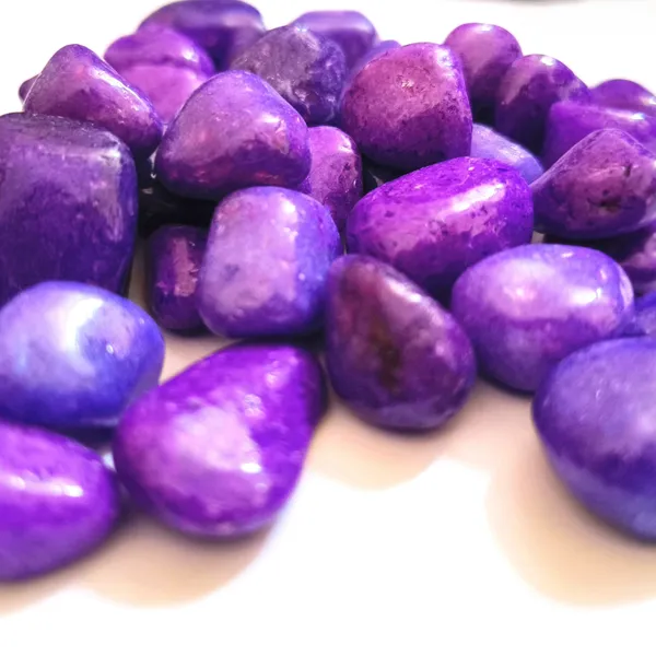 Vibrant_Decorative_Pebbles_-_Violet