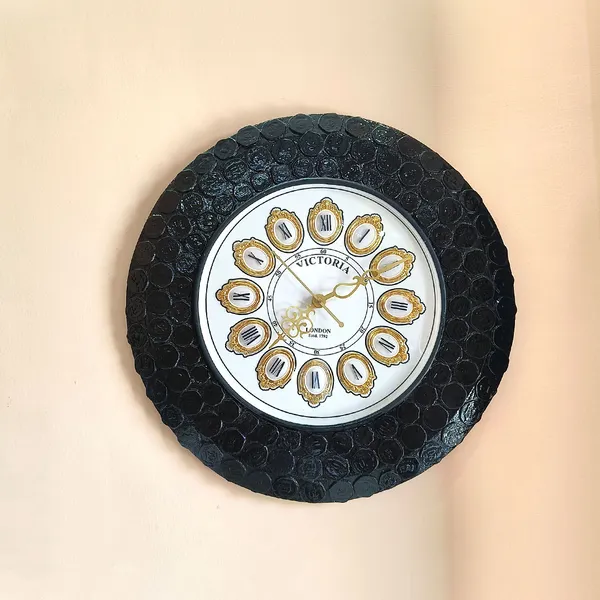 Victoria_Crown_Timepiece_Wall_Clock_-_Coin_Based_Design