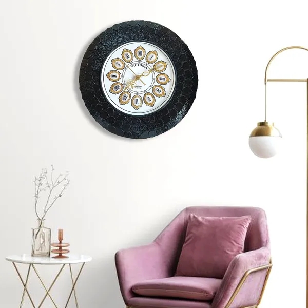 Victoria_Crown_Timepiece_Wall_Clock_-_Coin_Based_Design