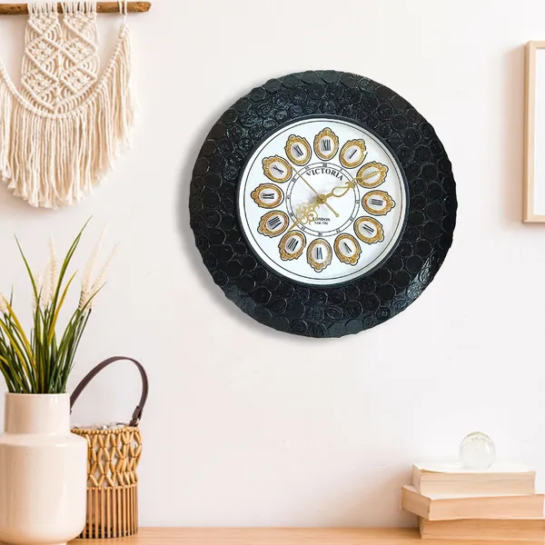 Victoria_Crown_Timepiece_Wall_Clock_-_Coin_Based_Design