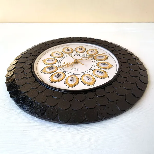 Victoria_Crown_Timepiece_Wall_Clock_-_Coin_Based_Design