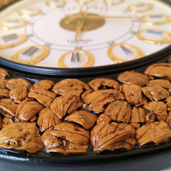 Victoria_Decorative_Wall_Clock_â€“_Almond_Shell_Frame