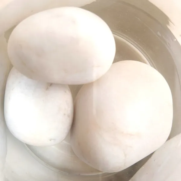 White_Jade_Stones_Big_-_A_Symbol_of_Serenity_and_Elegance