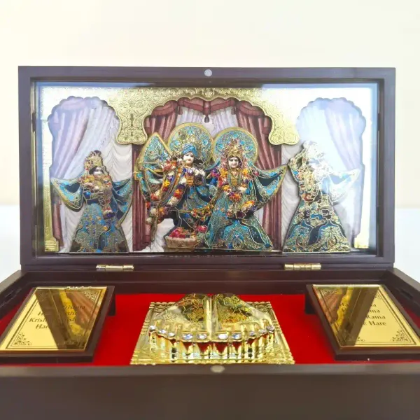 Radha_Krishna_Golden_Plated_Charan_Paduka