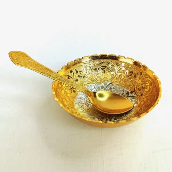 Set_Of_2_Goldenen_Lotus_Bowl_Set_With_Embossed_Tray_Kitchenware_Bowls_Spoon_With_Tray