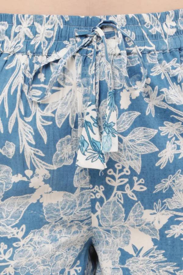 Blue_Leaf_Printed_Lounge_Shorts_For_Women