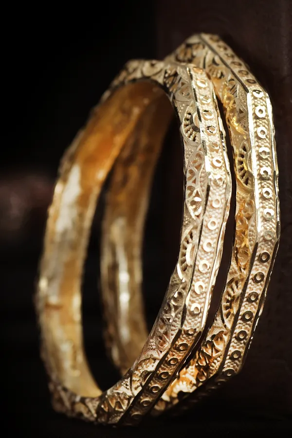 Set_of_2_22K_Gold-Plated_Forming__Bangle