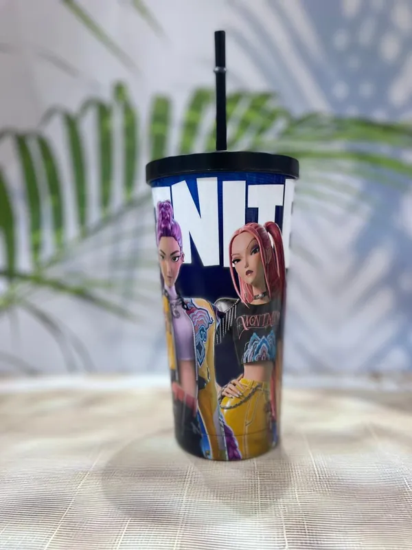 K-Pop_Idol_Printed_Sipper_Bottle_|_Stylish_Straw_Tumbler_for_Fans