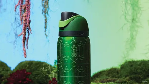 32oz_Owala_Wicked_Stainless_Steel_Water_Bottle_–_Green_|_Leakproof_Insulated_Sports_Bottle