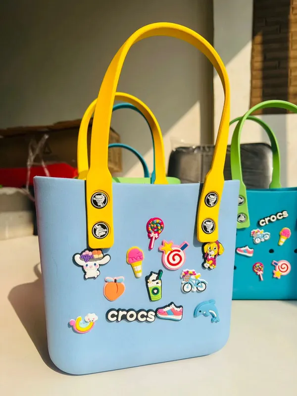 Crocs_Trendy_Holiday_Bag