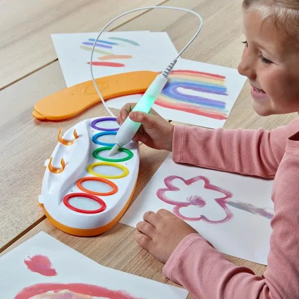 Colour_Draw_Magic_Painting_Set_–_Mess-Free_Magical_Light-Up_Brush_Art_Kit_for_Kids