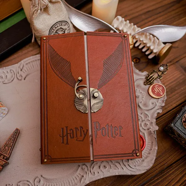 Harry_Potter_Golden_Snitch_Deluxe_Journal