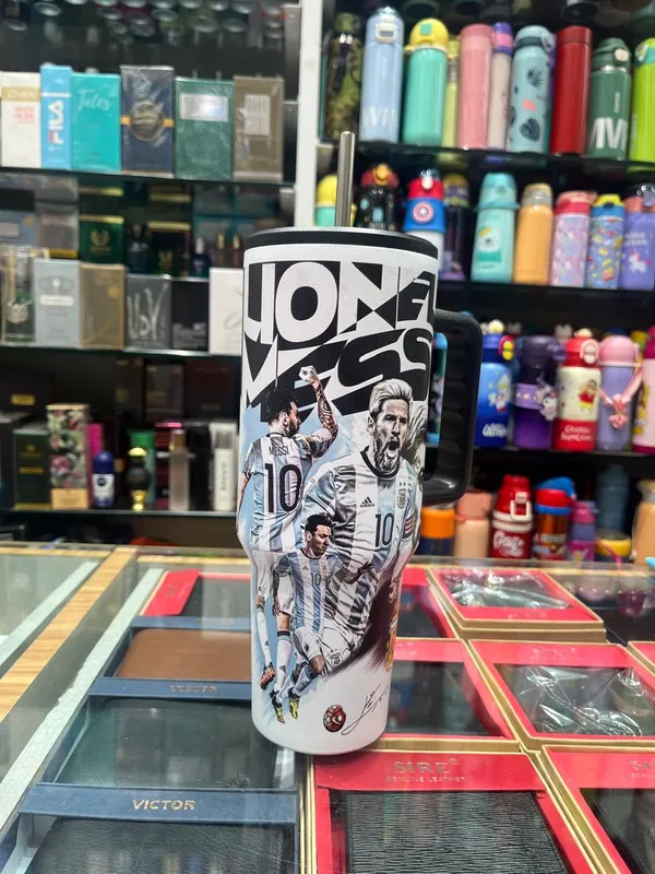 Messi_World_Cup_Special_Tumbler_-_ENERGY_LEVEL_EDITION