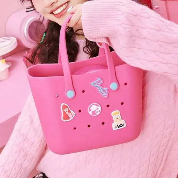 Pink_MINISO_Barbie_Mini_Tote_Bag_for_Girls_&_Women_–_Cute_Shiny_Bento_Carry_Bag