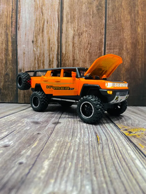 Hummer_1:32_Die-Cast_Pull_Back_Toy_Car_|_With_Lights_&_Music_|_Premium_Collectible_SUV_Model_for_Kids_&_Gifting