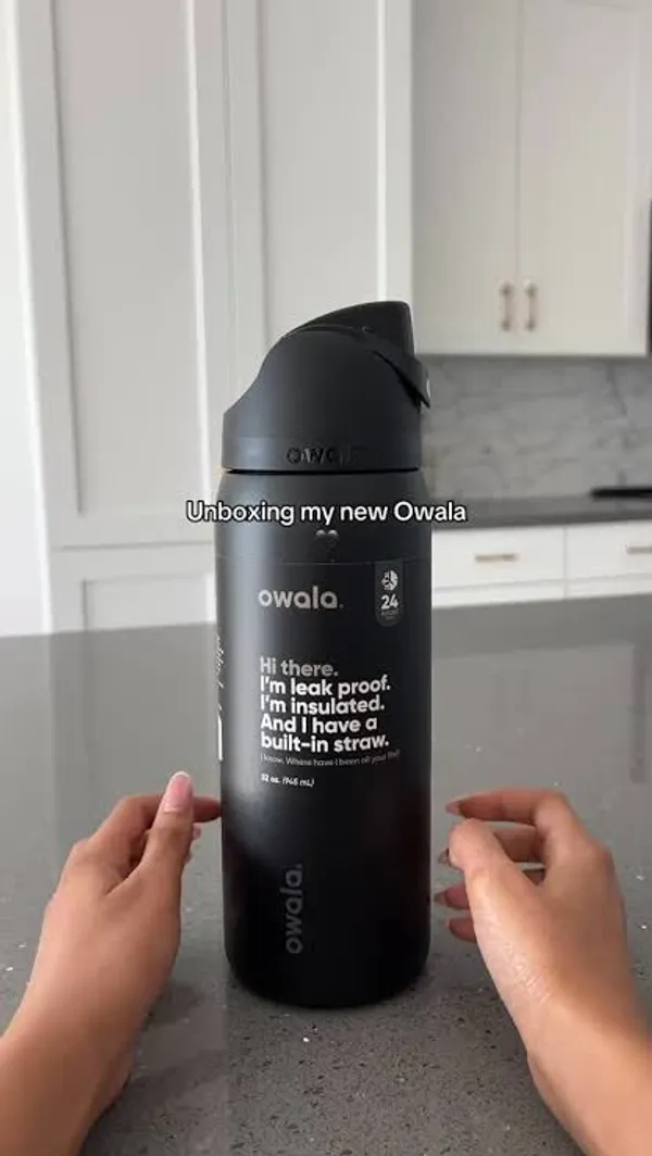 32oz_Owala_All_Black
