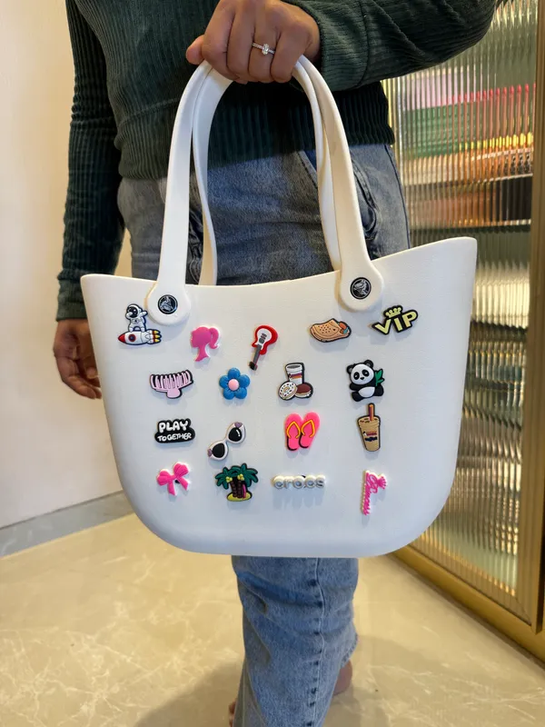 Crocs-Style_Silicone_hand_Bag_Waterproof,_Lightweight_&_Washable
