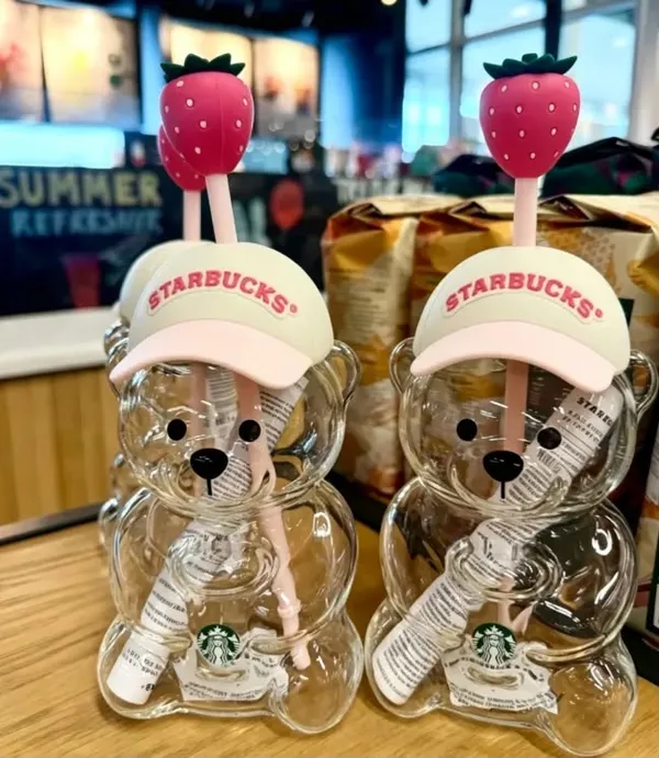 Starbucks_pink_bear_barista_mug