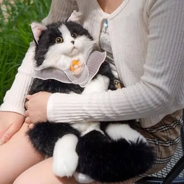White_Beige_Realistic_Cat_Backpack_–_Viral_Cute_Plush_School_&_Travel_Bag
