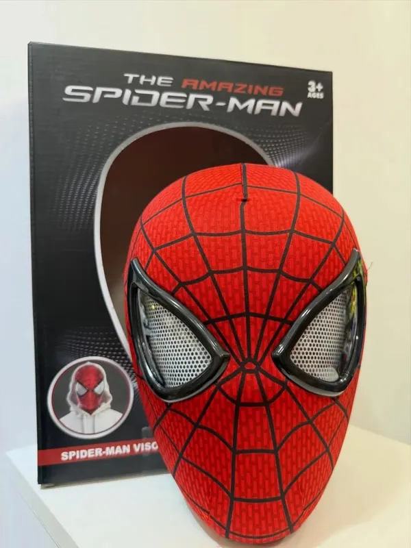 The_Amazing_Spiderman_Mask-Remote_controlled