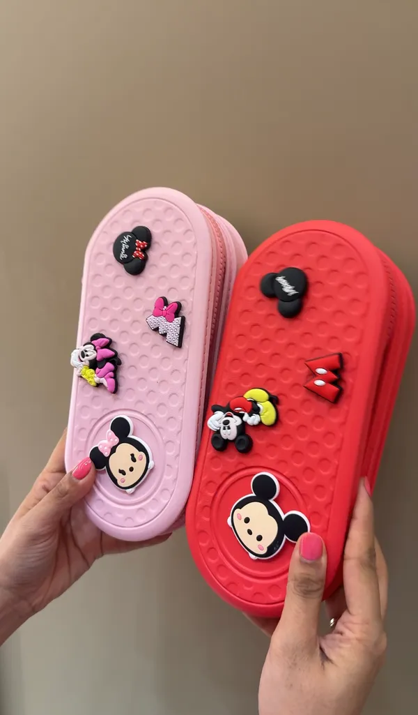 Mickey_&_Minnie_Silicone_Pouch_|_Cute_&_Durable_School_Stationery_Pouch
