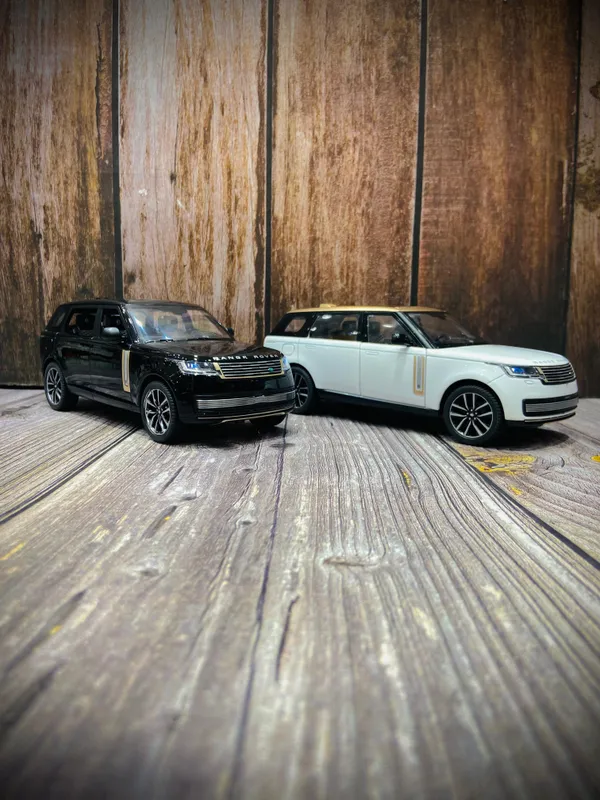 Range_Rover”_1:32_Scale_Range_Rover_Die-Cast_SUV_|_Pull-Back_Model_Car_with_Light_&_Sound_|_Premium_Collectible_Toy_for_Kids_&_Car_Lovers