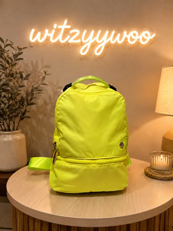 Lululemon_Travel_Bagpack