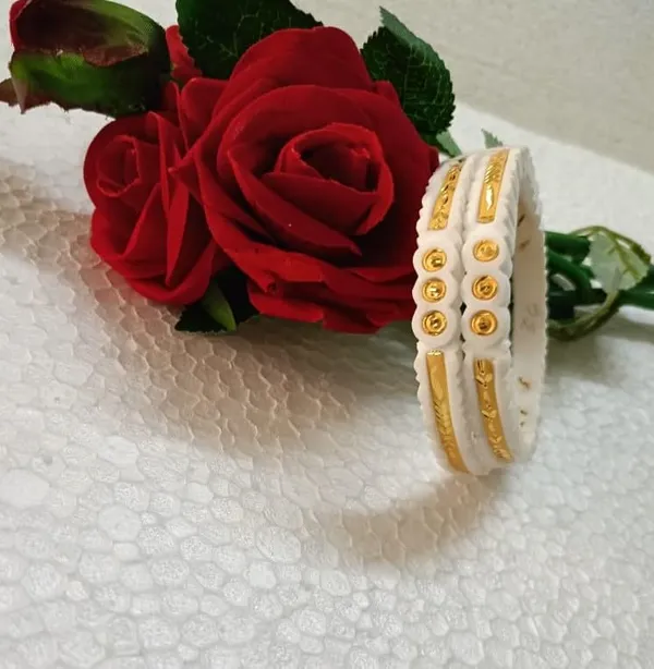 Purabi_Jewels_Original_Shakha_Badhano_Bandhani_With_Gold_Plating_Dot_with_Path_Design_For_Women_Yellow_Gold_Pola_Bangles_Gold_Handmade_Chudi_Wedding_Chooda_For_Women_Set_Of_2pcs_6mm_Broad_White