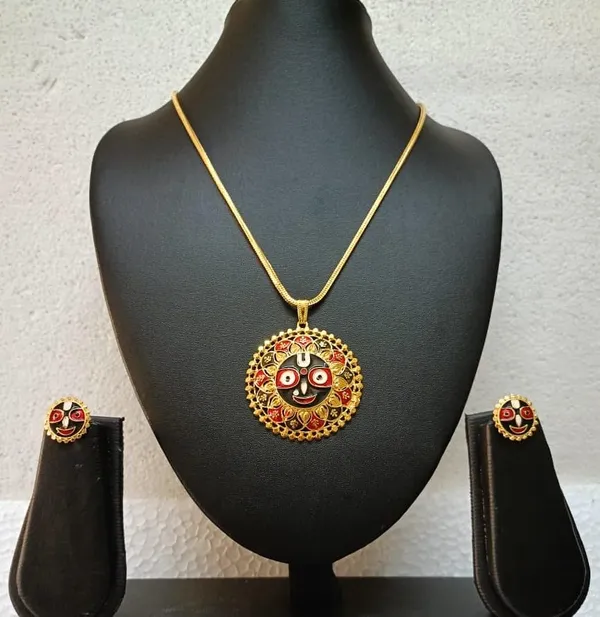 Purabi_Jewels_Gold_Plated_Lord_Jagannath_Pendant_With_Chain_Necklace_With_Matching_Earrings_For_Women_Girls_Lord_Jagannath_Trending_Meenakari_Work_Jewellery_Set_Spiritual_Hindu_God_Jewellery_For_Temple_Pooja_Gifting