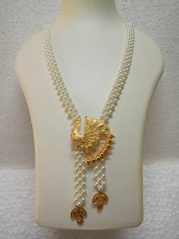 Purabi_Jewels_Traditional_Gold_Plated_Peacock_Pendant_Pearl_Necklace_For_Women_Multi_Strand_White_Pearl_Mala_With_Engraved_Leaf_Gold_Pendant_And_Dangles