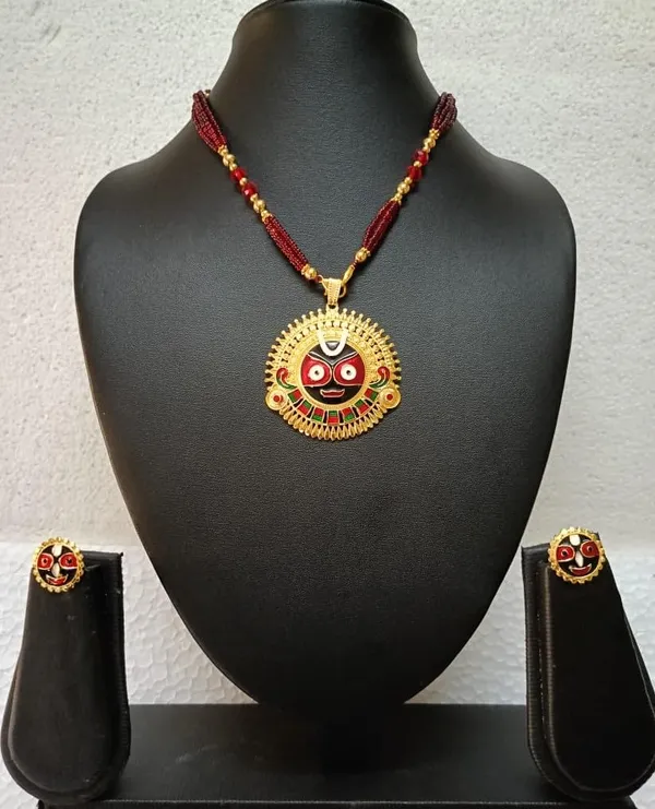 Purabi_Jewels_Gold_Plated_Lord_Jagannath_Pendant_With_Maroon_Beaded_Necklace_With_Matching_Earrings_For_Women_Girls_Lord_Jagannath_Trending_Meenakari_Work_Jewellery_Set_Spiritual_Hindu_God_Jewellery_For_Temple_Pooja_Gifting