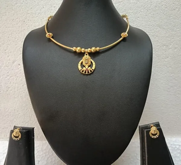 Purabi_Jewels_Traditional_Gold_Plated_American_Diamond_Hasli_Choker_Necklace_Set_With_Earrings_For_Women_Round_Design_Ethnic_Cz_Bridal_Jewellery_Set_For_Weddings_Festive_Party_Wear