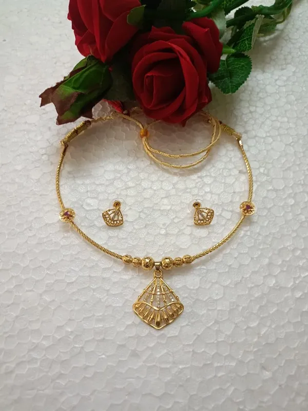 Purabi_Jewels_Traditional_Gold_Plated_American_Diamond_Hasli_Choker_Necklace_Set_With_Earrings_For_Women_Diamond_Design_Ethnic_Cz_Bridal_Jewellery_Set_For_Weddings_Festive_Party_Wear