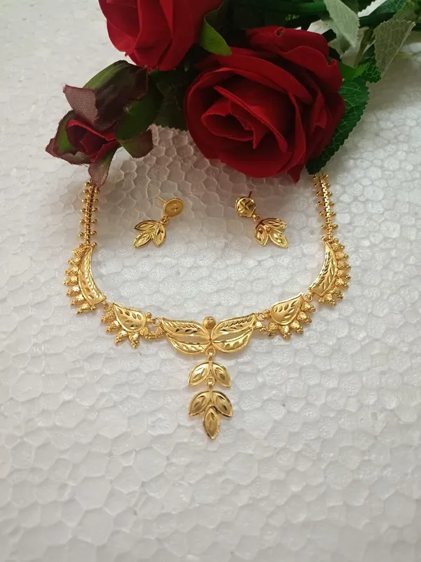 Purabi_Jewels_24_Carat_Gold_Plated_Leaf_Design_Jewellery_Set_I_Necklace_Earrings_Bridal_Wear_Festival_Collection_For_Women_Girls_Trending_Design