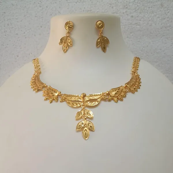 Purabi_Jewels_24_Carat_Gold_Plated_Leaf_Design_Jewellery_Set_I_Necklace_Earrings_Bridal_Wear_Festival_Collection_For_Women_Girls_Trending_Design