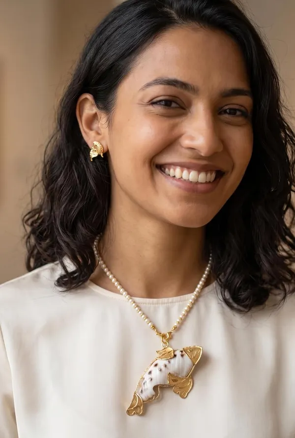 Purabi_Jewels_Shell_Fish_Pendant_Necklace_Set_With_Pearl_Chain_Gold_Polish_Finish_Handcrafted_Design_Includes_Earrings_Shell_Pearl_For_Women_Girls